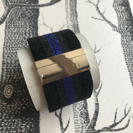 bracelet cuir manchette large paillettes noires bleues