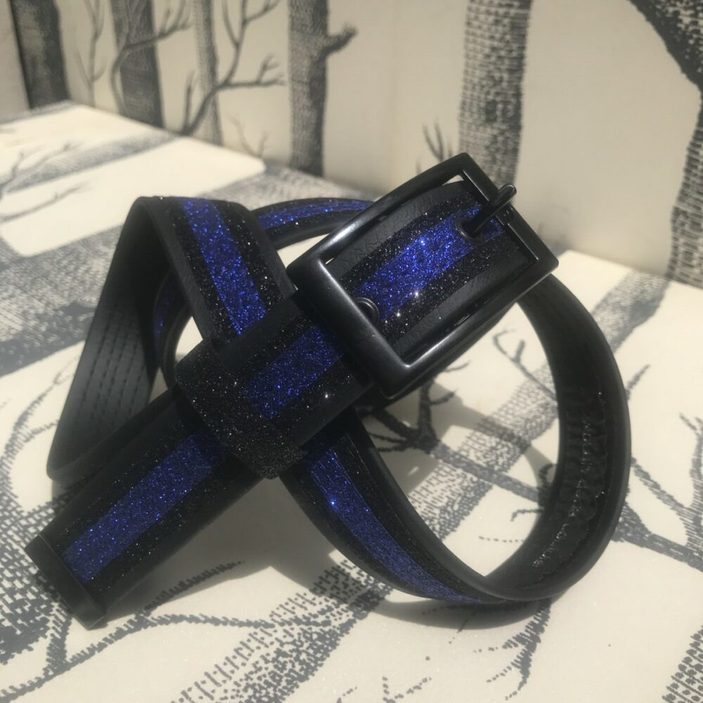 ceinture biothane noir a paillettes noires bleues
